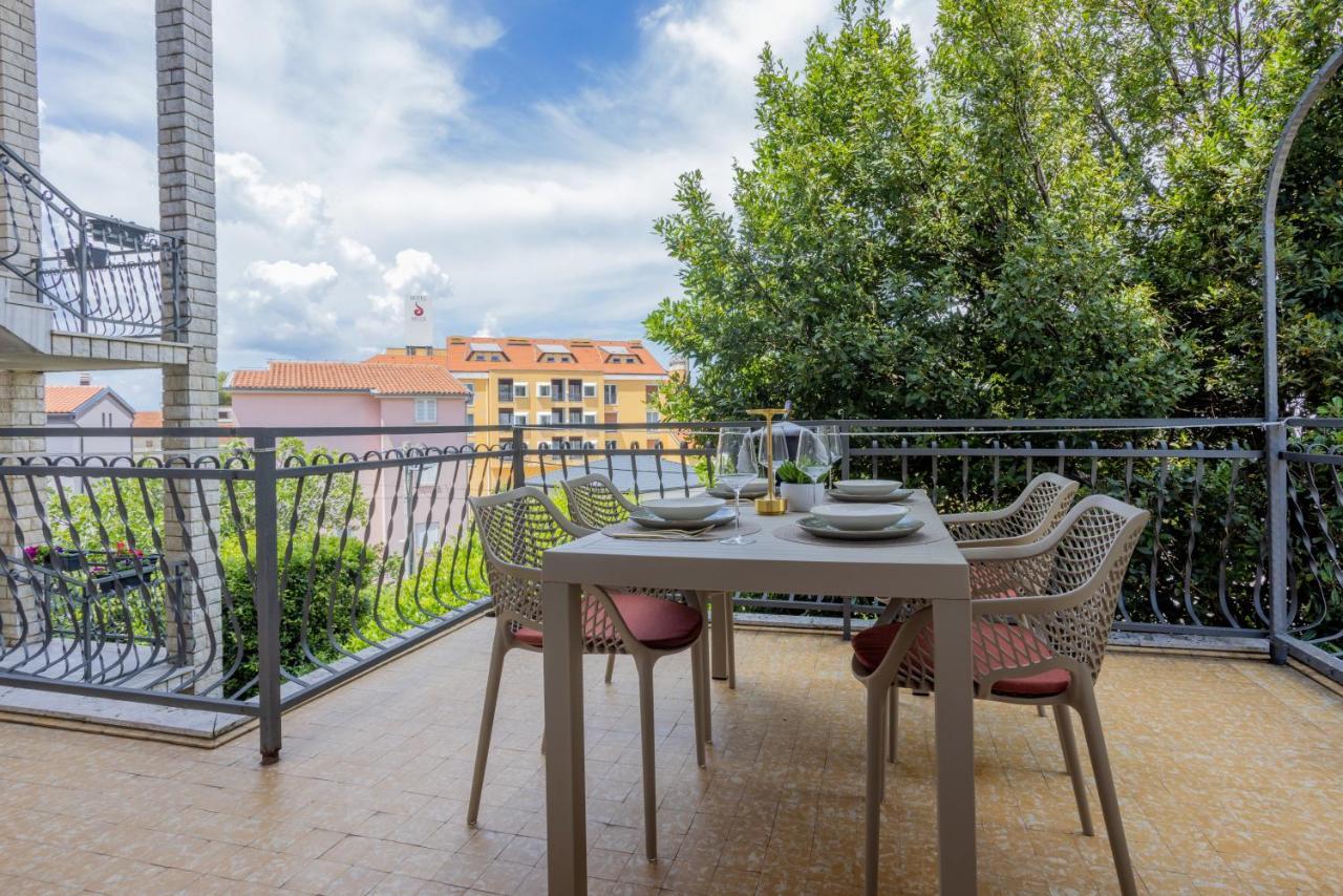 Apartments Lonzor I Selce Buitenkant foto